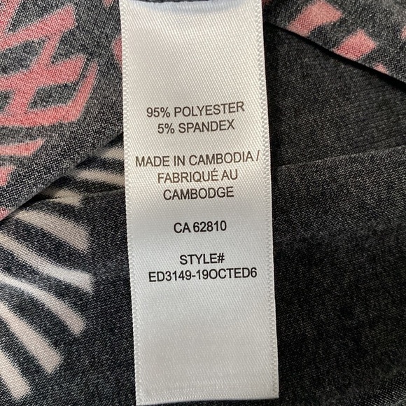 RICKI’S wrap front floral top Sz S - Picture 11 of 13